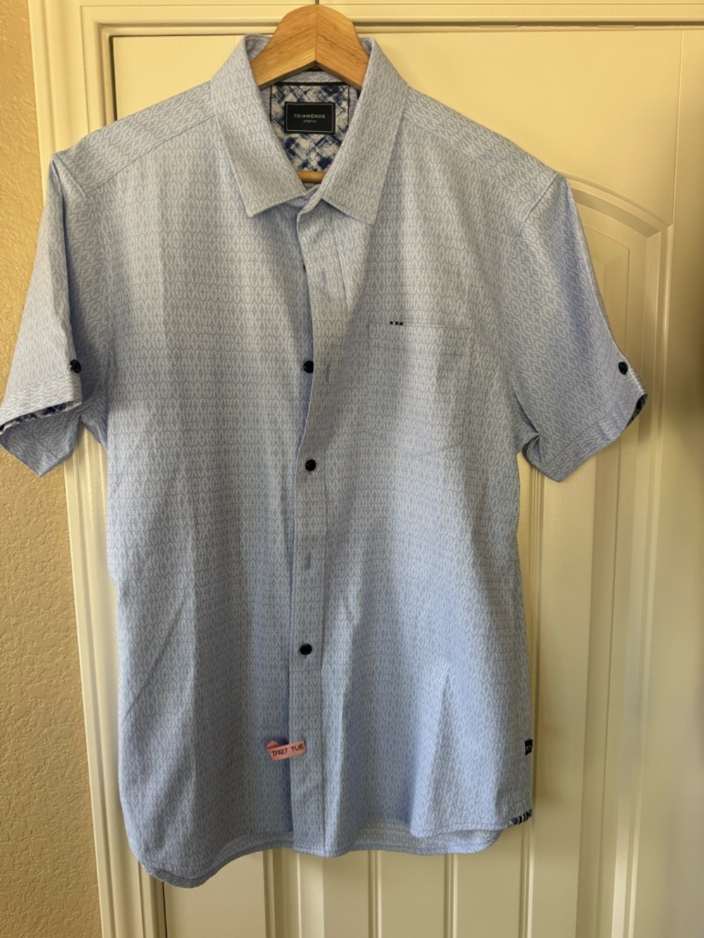 Light Blue Short-Sleeve Button-Up Shirt
